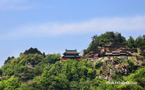 湖北适合避暑的旅游景点(湖北暑假旅游好去处推荐)